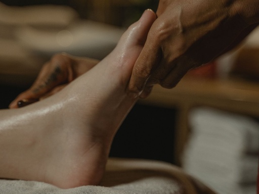 Foot massage - 30 min